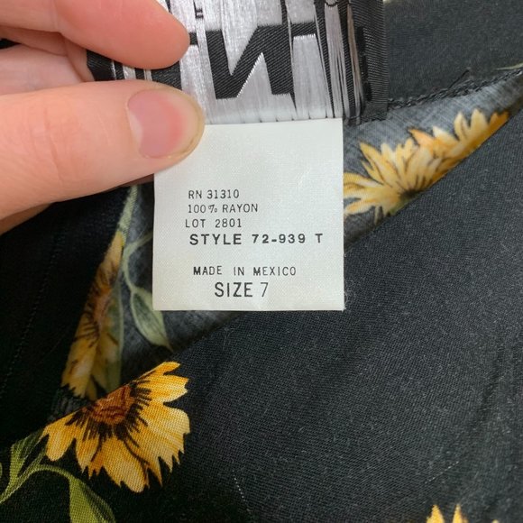 I.N. San Francisco Sundress Sunflower Mini Dress Tie Front Sleeveless Size 7 - Picture 9 of 10